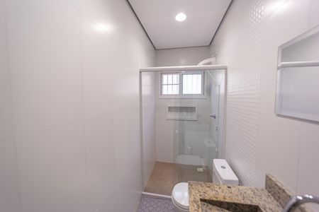 Casa à venda com 90m², 2 quartos e 2 vagasBanheiro Social