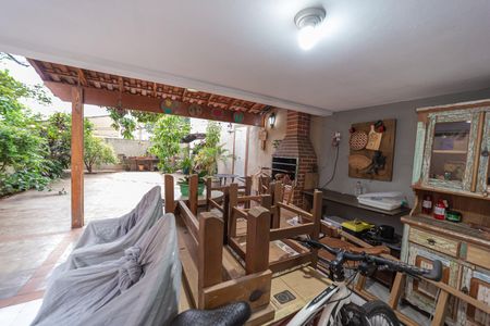 Casa à venda com 90m², 2 quartos e 2 vagasÁrea gourmet