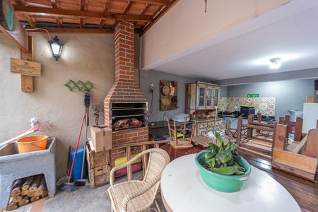 Casa à venda com 90m², 2 quartos e 2 vagasÁrea gourmet