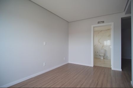 Apartamento à venda com 240m², 3 quartos e 3 vagasSuíte 1