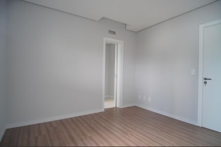 Apartamento à venda com 240m², 3 quartos e 3 vagasSuíte 2