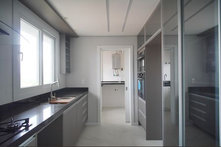 Apartamento à venda com 140m², 3 quartos e 2 vagasCozinha