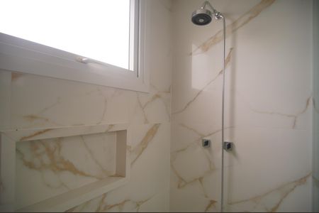 Apartamento à venda com 140m², 3 quartos e 2 vagasBanheiro da Suíte 1