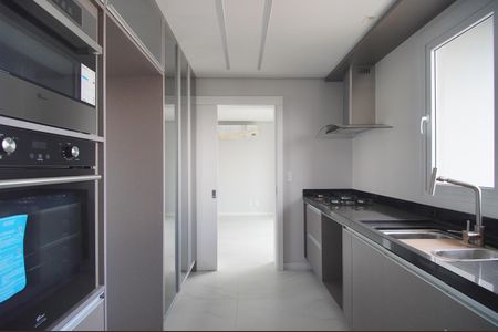 Apartamento à venda com 140m², 3 quartos e 2 vagasCozinha