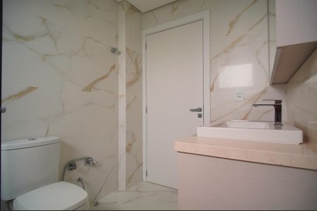 Apartamento à venda com 140m², 3 quartos e 2 vagasBanheiro da Suíte 1