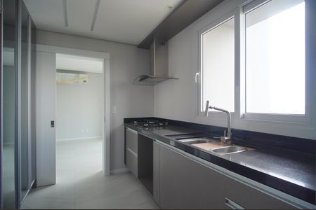Apartamento à venda com 140m², 3 quartos e 2 vagasCozinha