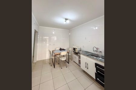 Casa para alugar com 250m², 2 quartos e 1 vagaCozinha