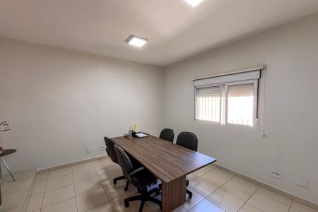 Casa para alugar com 250m², 2 quartos e 1 vagaQuarto 1