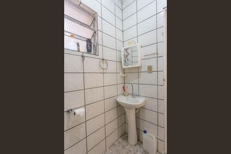 Banheiro  de casa para alugar com 1 quarto, 30m² em Taboão, Diadema