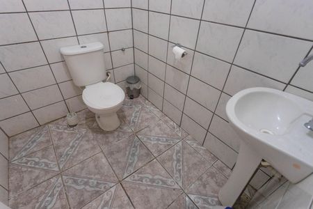 Banheiro  de casa para alugar com 1 quarto, 30m² em Taboão, Diadema