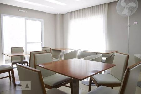 Apartamento para alugar com 35m², 2 quartos e sem vagaÁrea comum - Salão de festas