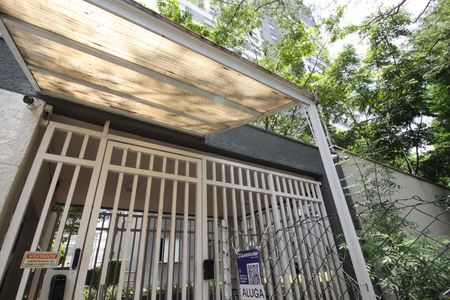 Apartamento para alugar com 35m², 2 quartos e sem vagaFachada e portaria