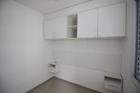 Quarto 2 de apartamento para alugar com 2 quartos, 25m² em Jardim Ibitirama, São Paulo