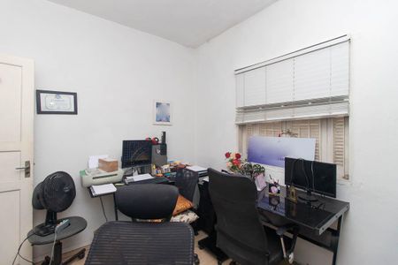 Casa à venda com 2 quartos, 100m² em Vila Nivi, São Paulo