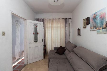 Casa à venda com 2 quartos, 100m² em Vila Nivi, São Paulo