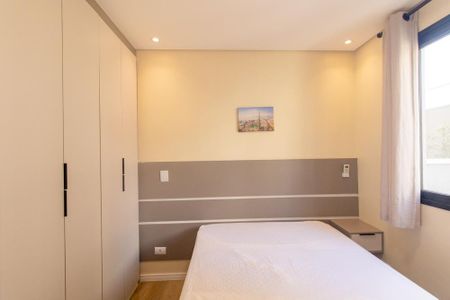 Quarto  de kitnet/studio para alugar com 1 quarto, 28m² em Centro, Curitiba