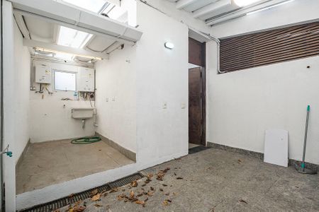 Casa para alugar com 180m², 3 quartos e 2 vagasLavanderia