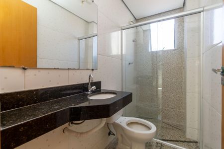 Apartamento à venda com 63m², 3 quartos e 1 vaga Apartamento à venda com 63m², 3 quartos e 1 vagaBanheiro Social