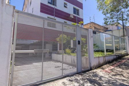 Apartamento à venda com 63m², 3 quartos e 1 vaga Apartamento à venda com 63m², 3 quartos e 1 vagaFachada