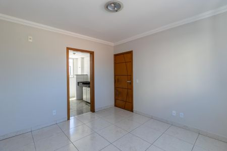 Sala de apartamento à venda com 3 quartos, 63m² em Santa Monica, Belo Horizonte