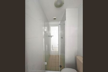 Apartamento à venda com 64m², 3 quartos e 2 vagasBanheira