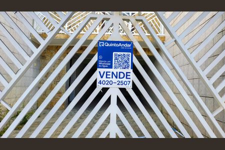 Casa à venda com 221m², 3 quartos e 4 vagasplaca