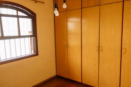 Quarto 2 de casa para alugar com 3 quartos, 221m² em Jardim das Flores, Osasco