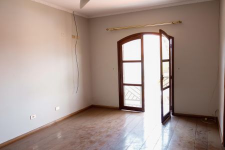 Casa à venda com 221m², 3 quartos e 4 vagasQuarto 3 - Suíte