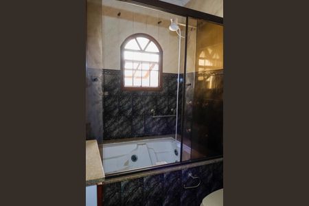 Casa à venda com 221m², 3 quartos e 4 vagasBanheiro da Suíte 3