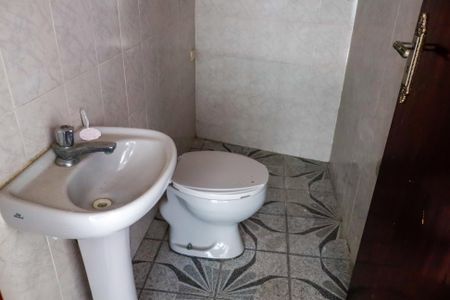 Casa à venda com 221m², 3 quartos e 4 vagaslavabo 2