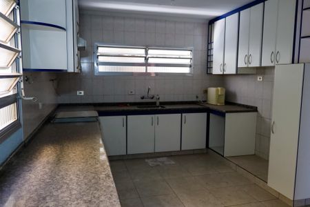 Casa à venda com 221m², 3 quartos e 4 vagasCozinha