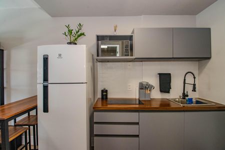 Cozinha de kitnet/studio à venda com 1 quarto, 27m² em Passo D’areia, Porto Alegre