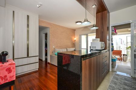 Apartamento à venda com 71m², 2 quartos e 2 vagasSala