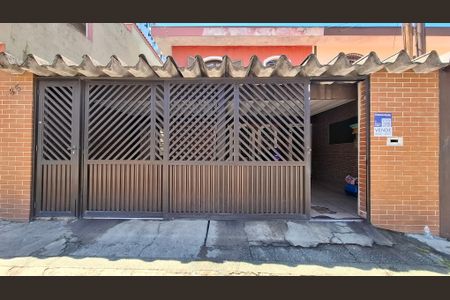 Casa à venda com 125m², 3 quartos e 2 vagasFachada