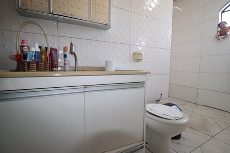 Casa à venda com 125m², 3 quartos e 2 vagasCasa 2 Banheiro 