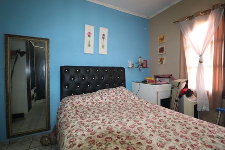 Casa à venda com 125m², 3 quartos e 2 vagasCasa 2 Quarto 2