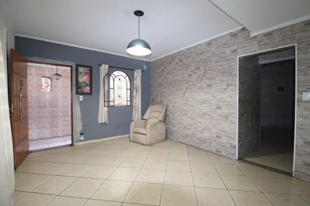 Casa à venda com 125m², 3 quartos e 2 vagasSala