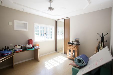 Casa para alugar com 322m², 4 quartos e 3 vagasQuarto 3