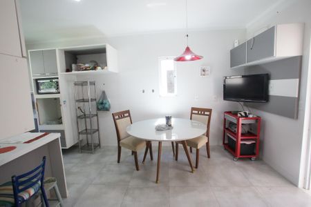 Casa para alugar com 322m², 4 quartos e 3 vagasCozinha