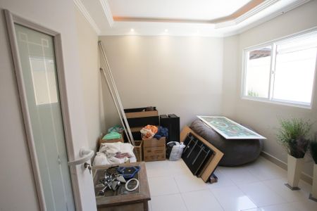 Casa para alugar com 322m², 4 quartos e 3 vagasSala de TV