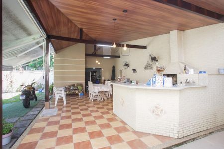 Casa para alugar com 322m², 4 quartos e 3 vagasEspaço Gourmet