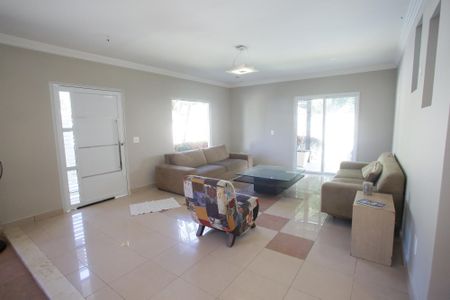 Casa para alugar com 322m², 4 quartos e 3 vagasSala de Estar