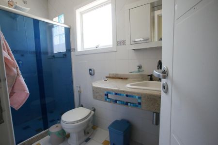 Casa para alugar com 322m², 4 quartos e 3 vagasBanheiro Social