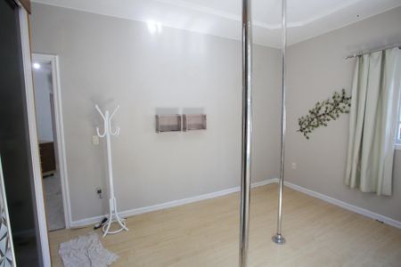 Casa para alugar com 322m², 4 quartos e 3 vagasQuarto 4