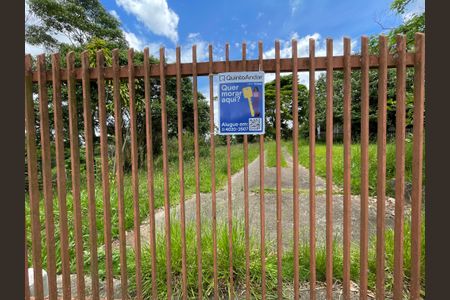 Casa para alugar com 5314m², 3 quartos e 10 vagasPlaca