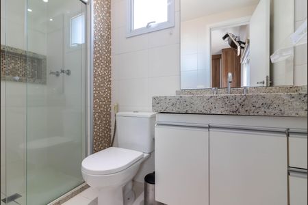 Apartamento à venda com 69m², 2 quartos e 1 vaga Apartamento à venda com 69m², 2 quartos e 1 vagaBanheiro da Suíte