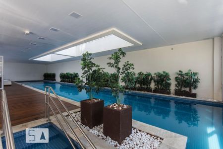 Apartamento à venda com 69m², 2 quartos e 1 vaga Apartamento à venda com 69m², 2 quartos e 1 vagaÁrea comum - Piscina