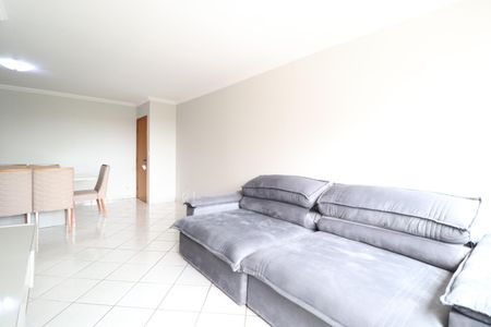 Apartamento para alugar com 90m², 3 quartos e 1 vagaSala