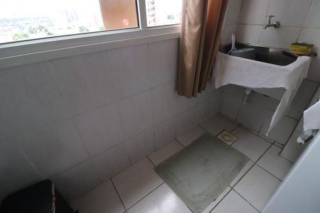 Apartamento para alugar com 90m², 3 quartos e 1 vagaÁrea de Serviço