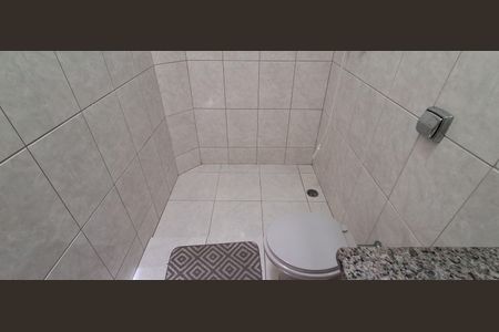 Casa à venda com 192m², 2 quartos e 2 vagasBanheiro Social 